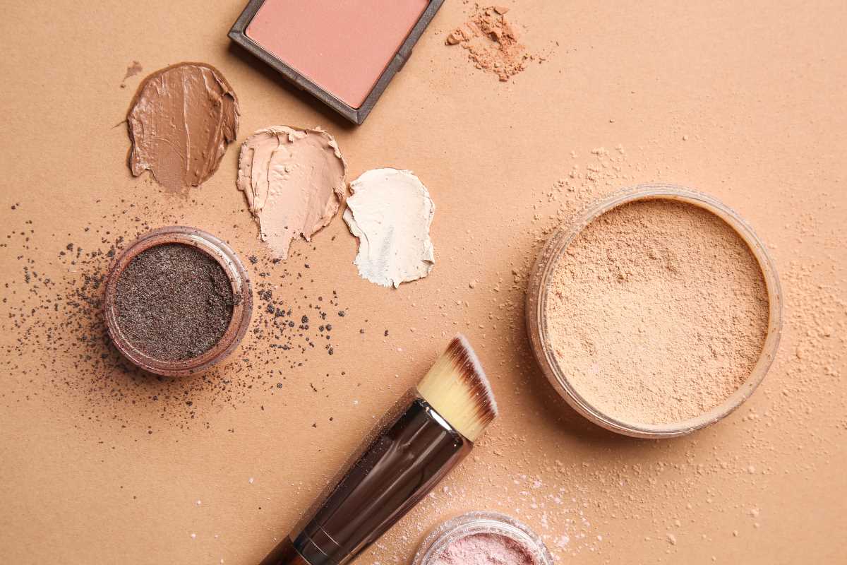 Contouring 101: Enhancing Your Features with Makeup